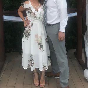 Cold shoulder ruffle flowy maxi dress